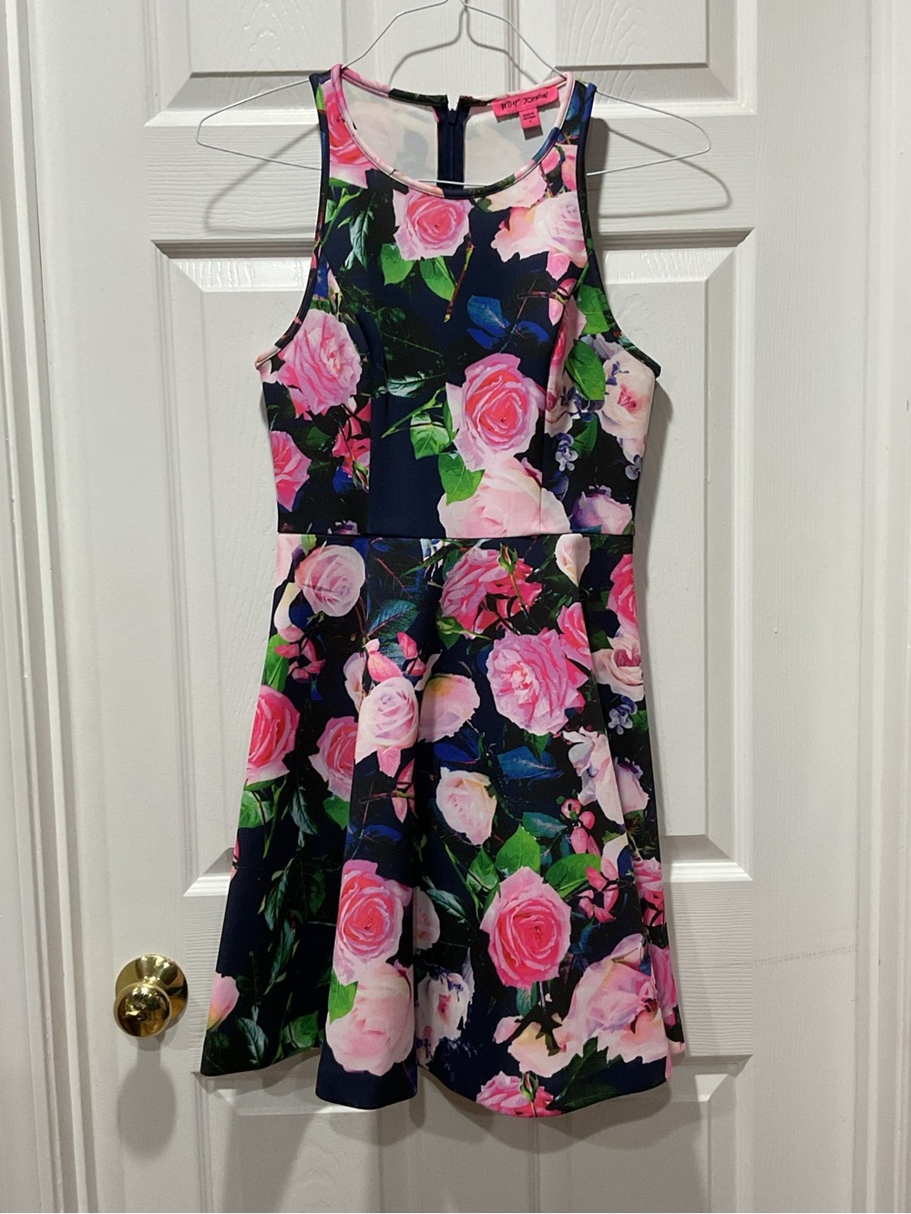 Beautiful Betsey Johnson Navy Floral Fit & Flare Skater Dress with Pink Roses